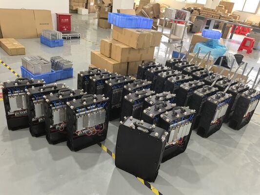 Водоустойчивый анти- Jammer сигнала трутня на на открытом воздухе ODM OEM 3000 метров сжимая ряд